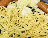 【お弁当】ソーセージと白菜のソース焼そば作り方2写真