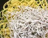 ジャコと刻みネギのバターぽん酢焼きそば作り方3写真