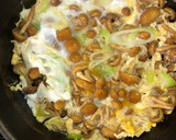 パパっと5分で簡単　なめこの卵とじ丼作り方6写真