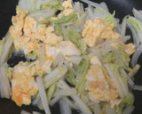 材料2つ☆　白菜とたまごの中華炒め　作り方5写真