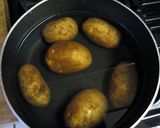 じゃがいもとチョリソーの温サラダ作り方4写真