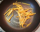 こんにゃくとピーマンの味噌炒め作り方2写真
