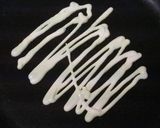 材料3つ☆　マヨネーズで目玉焼き作り方1写真