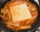 簡単！15分で旨味凝縮、本格キムチチゲ作り方6写真