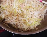 ツナキャベもやしのにんにくラー油炒め作り方4写真