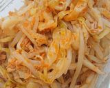 ツナキャベもやしのにんにくラー油炒め作り方5写真