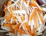ツナと大根の胡麻マヨサラダ★わさび味作り方3写真