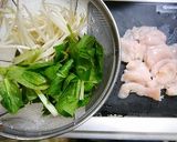 簡単！肉野菜煮のチーズバジル和え作り方1写真