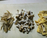 油揚げ＋ごぼう＋しめじのまぜご飯作り方1写真