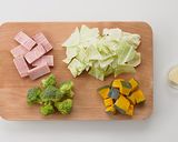 ベーコンと野菜の味噌汁、バター風味作り方4写真