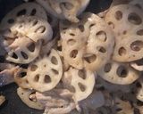 れんこんと豚肉の炒め物作り方3写真