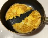 卵と塩昆布のサンドおにぎり作り方1写真