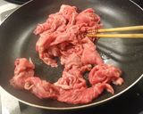 牛肉の塩麹ニンニクソテー作り方1写真