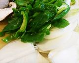 フライパン1つでポークチャップ風丼♥゛作り方1写真