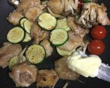 ミニトマト☆鶏肉&ズッキーニのバタ醤油炒作り方8写真
