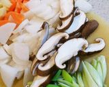やさしい味で具沢山のすいとん汁♥゛作り方1写真