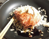 甘辛ひき肉ときのこの蒸し炒め作り方3写真