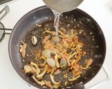 お鍋1つ♪あさりときのこ和風スープパスタ作り方5写真