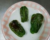 包丁まな板不要♪洗い物0♪丸ごとピーマン作り方1写真
