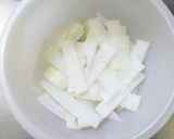 味付けはマヨネーズだけ！柿と大根のサラダ作り方1写真
