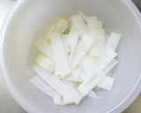 味付けはマヨネーズだけ！柿と大根のサラダ作り方1写真