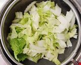 つみれと 白菜 椎茸の お味噌汁作り方2写真