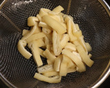 フライパンで簡単♪高菜と油揚げの炒め煮作り方1写真