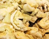 鯖缶とキャベツのアヒージョ風作り方1写真