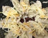 レトルト●白ワインの蒸し焼きチーズ餃子作り方2写真