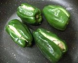 小籠包!? ピーマンのきのこチーズ焼き作り方2写真