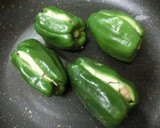 小籠包!? ピーマンのきのこチーズ焼き作り方2写真