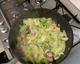 きゃべつと鶏肉のクリーム煮作り方2写真
