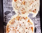 グラッチェ人気ピザ＊蓮根サラダチキンピザ作り方1写真