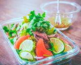 60℃ タイ風 ヤムヌアサラダ作り方28写真