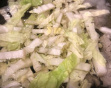 お魚すり身と白菜、長ネギの卵とじお味噌汁作り方6写真