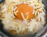 アレンジ★チーズ＆たまご・チキンラーメン作り方3写真