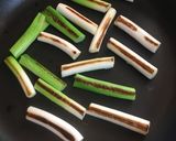 フライパンでネギ焼き　ピリ辛マヨ醤作り方3写真