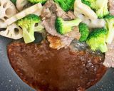 牛肉とレンコンのオイスターソース炒め作り方8写真