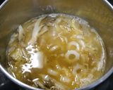 簡単！竹輪と白菜のお味噌汁☆あご出汁作り方4写真