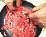 牛焼肉とレタスのマカロニサラダ作り方1写真