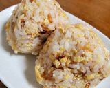 部活飯！卵とおかかのおにぎり♪作り方3写真
