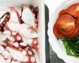 タコとトマトのマリネ風サラダ◆ねぎ胡麻油作り方1写真