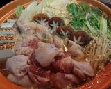 コク旨！【鶏肉のガーリック味噌バター鍋】作り方7写真