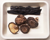 簡単！昆布と干し椎茸のうま佃煮作り方1写真