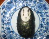 キャラ弁☆カオナシおにぎり作り方4写真