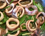 いかとにらのバター醤油炒め作り方3写真