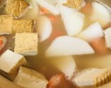 鶏もも肉と餅入り薄揚げの野菜うどん鍋作り方2写真