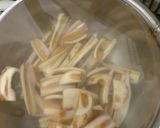 蓮根と大根の味噌生姜炒め煮作り方1写真