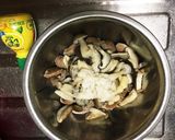 塩麹と砂肝のキノコ炒め作り方6写真
