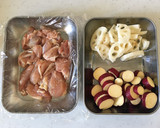 鶏肉と薩摩芋と蓮根のハニーマスタード炒め作り方1写真
